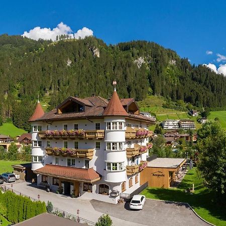 Hotel Bergzeit Grossarl Exterior photo