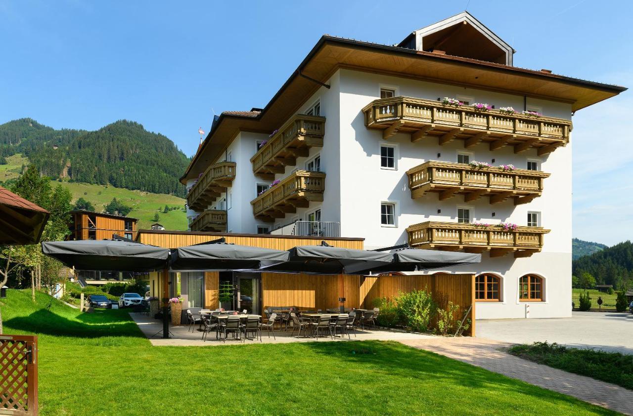 Hotel Bergzeit Grossarl Exterior photo
