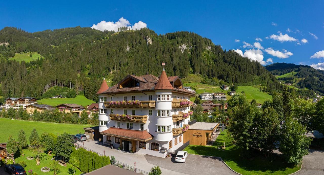 Hotel Bergzeit Grossarl Exterior photo